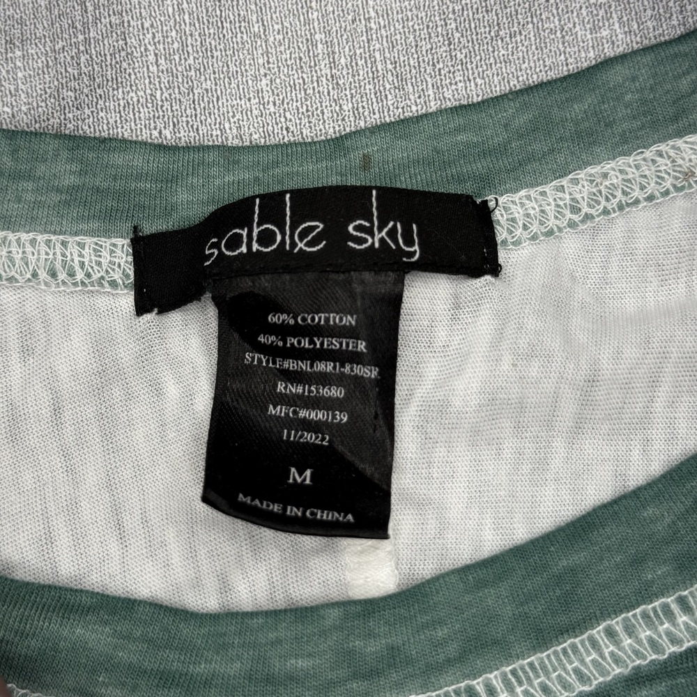 Sable Sky Market Fresh Flowers Graphic Tee Medium Green - Picture 3 of 8